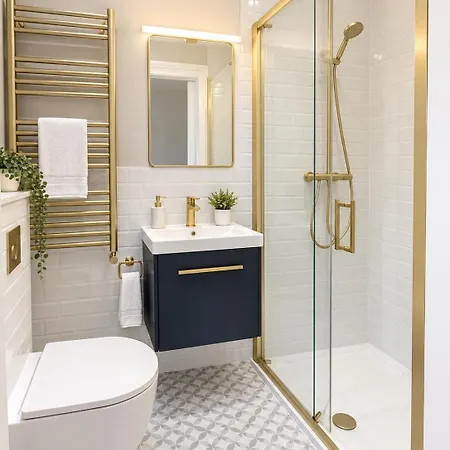 35 William Street 3*